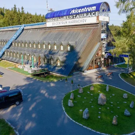 호텔 Skicentrum 3*